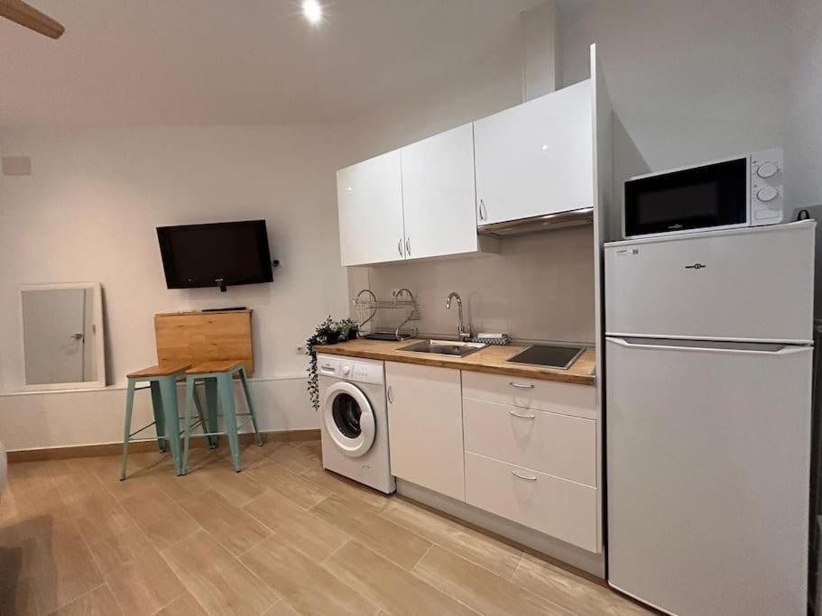 Ideal Studio In Cuatro Caminos - Guipuzcoa 马德里 外观 照片